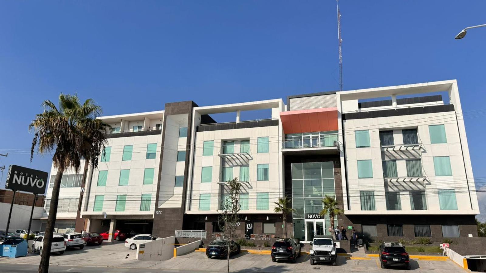 Hotel Nuvo 4*